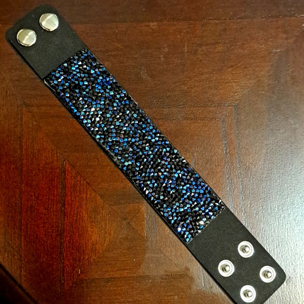 Paparazzi Adjustable snap bracelet